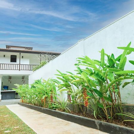 Hotel Calm Haven Unawatuna Талпе Екстериор снимка