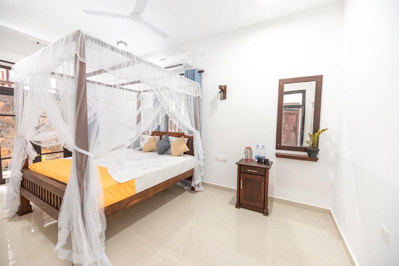 Hotel Calm Haven Unawatuna Талпе Екстериор снимка