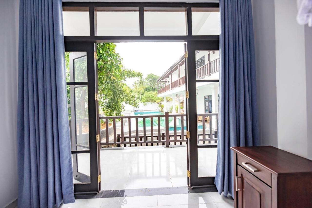 Hotel Calm Haven Unawatuna Талпе Екстериор снимка