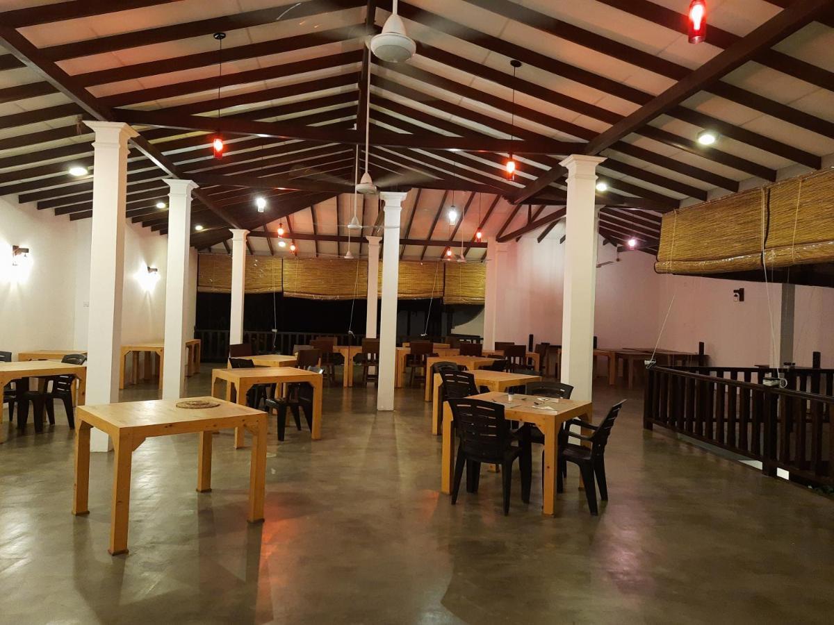 Hotel Calm Haven Unawatuna Талпе Екстериор снимка