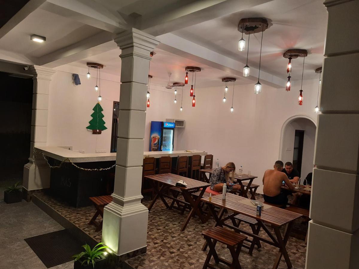 Hotel Calm Haven Unawatuna Талпе Екстериор снимка